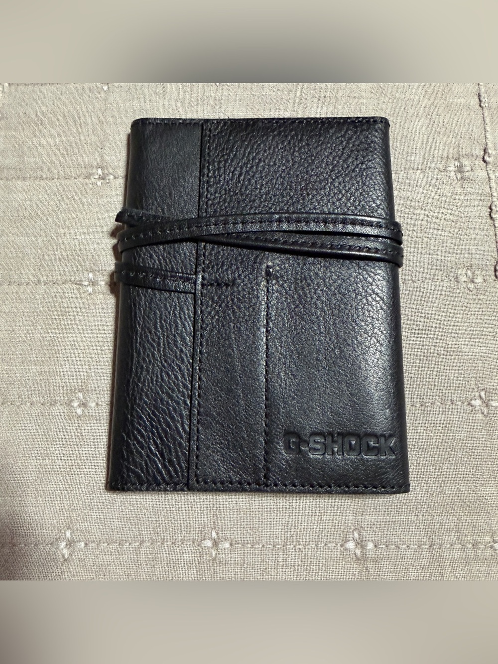 New G-SHOCK Men's Black Leather Folding Wallet/Pouch